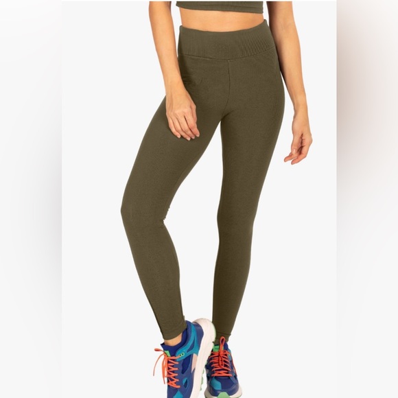 Koral Drive High Rise Rib Legging in Juniper Size Medium - Picture 1 of 10